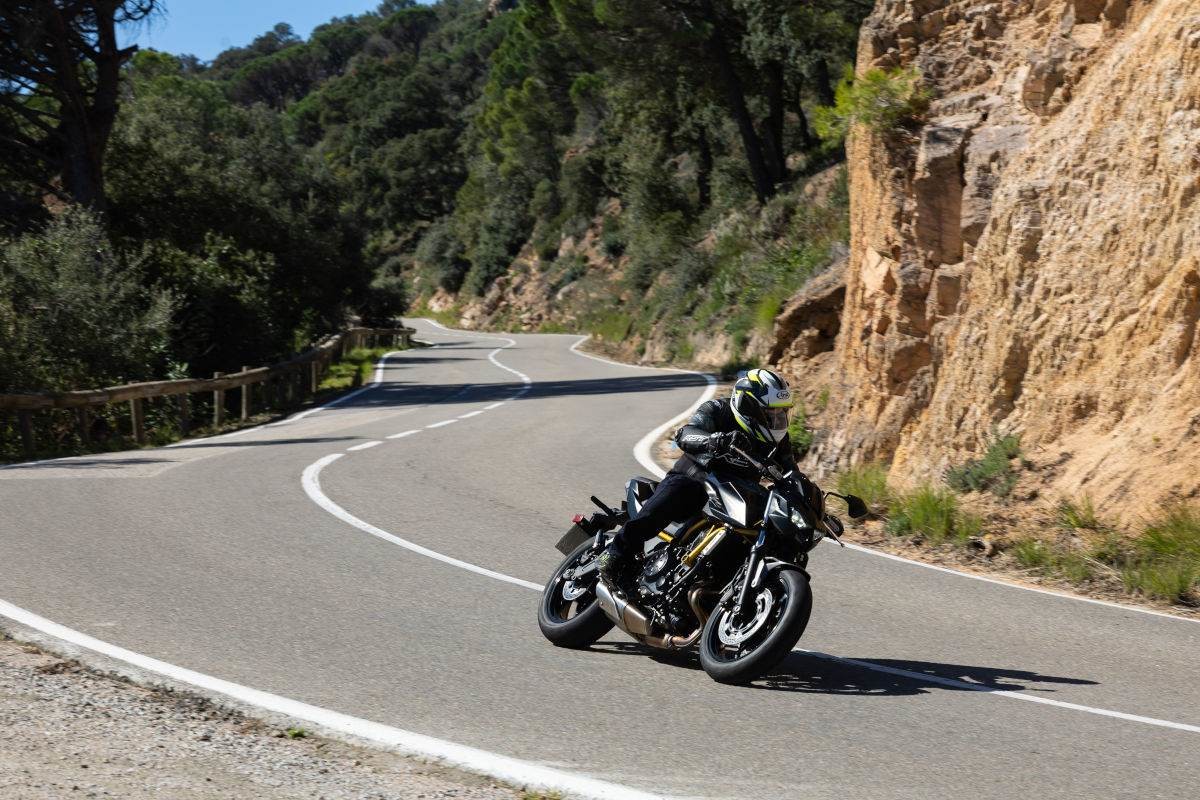 prueba kawasaki z650s 2026 7