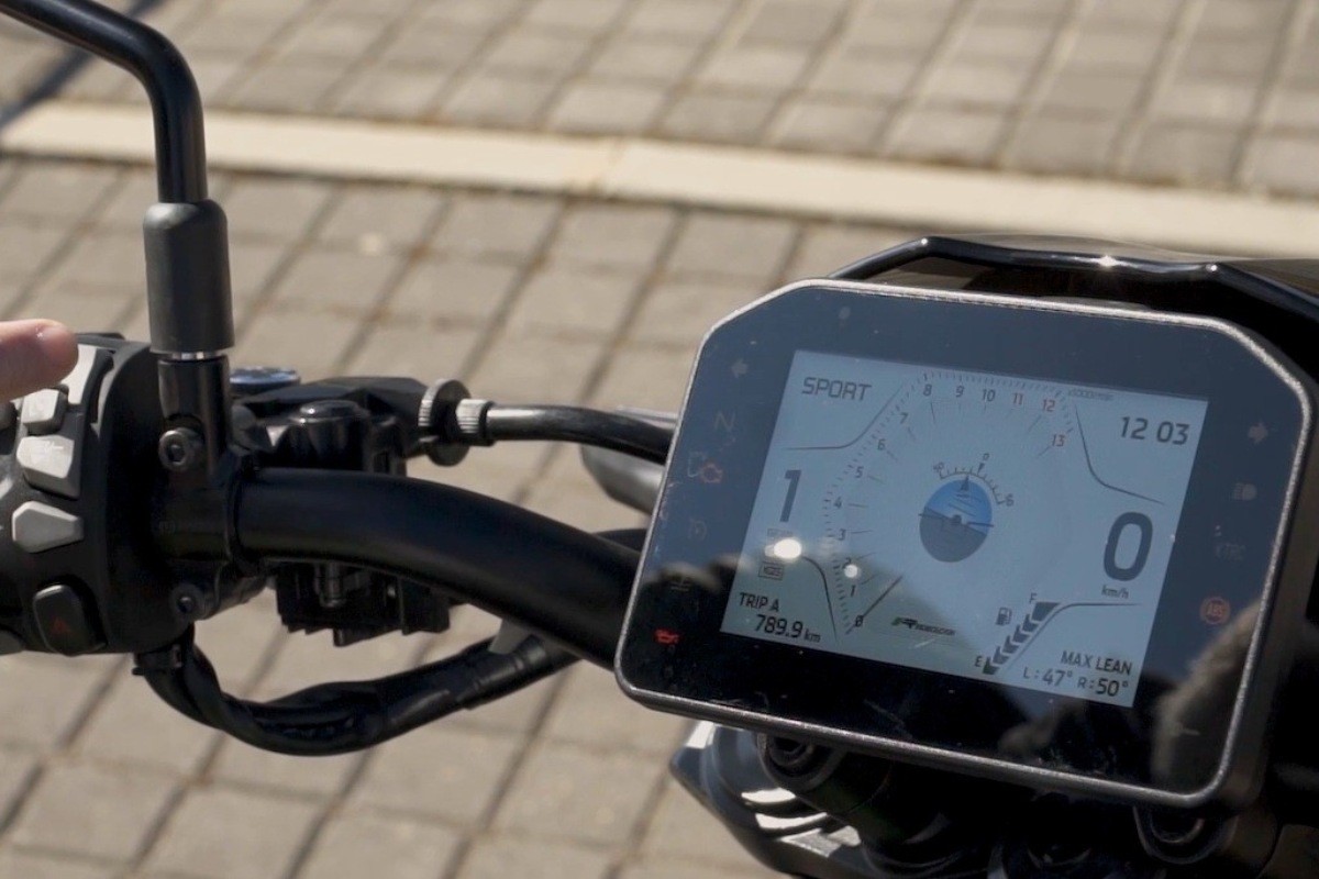 kawasaki z900 2026 prueba 4