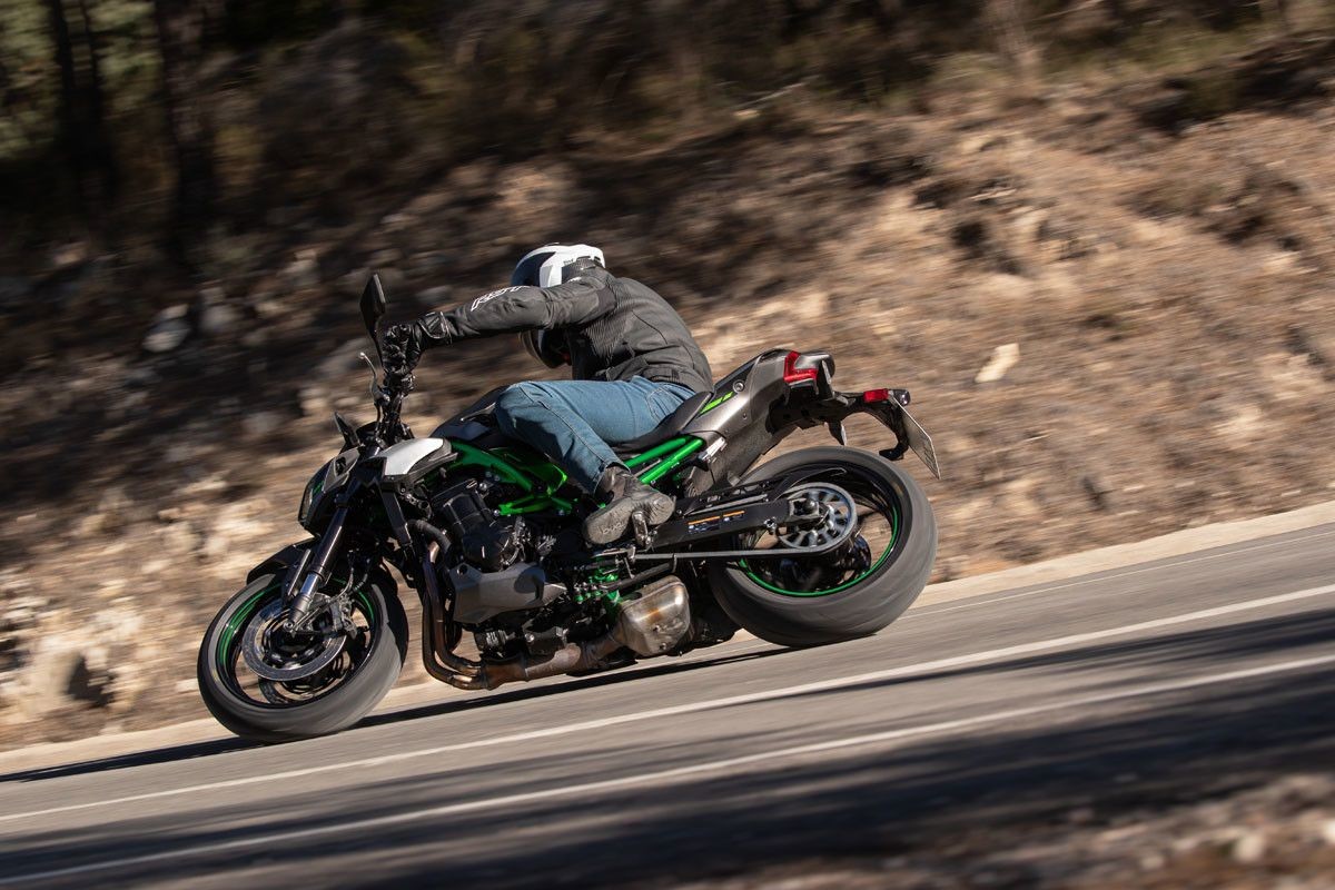 prueba kawasaki z900 2025 5