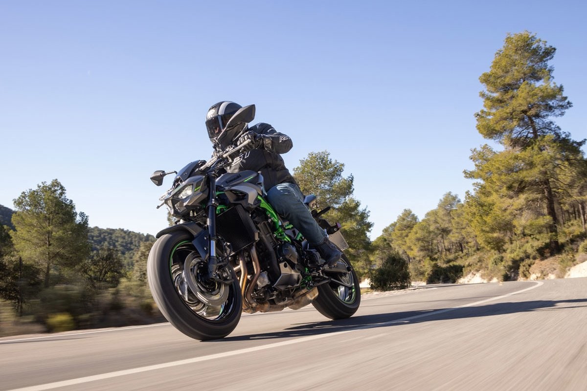 prueba kawasaki z900 2025 6