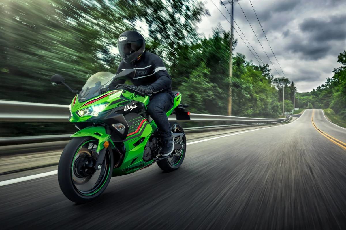 Fotos Kawasaki Ninja 400 ¿Aún vale la pena en este 2024?