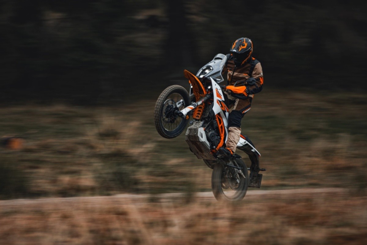 Fotos KTM presentó la más reciente actualización de la 390 Adventure 2025