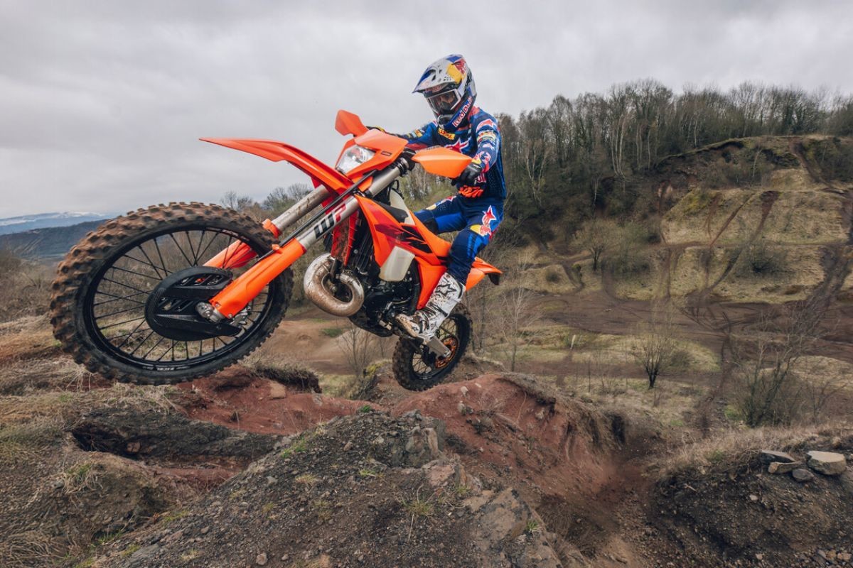 Fotos KTM renueva su gama Enduro 2027 y el resultado no pudo ser mejor