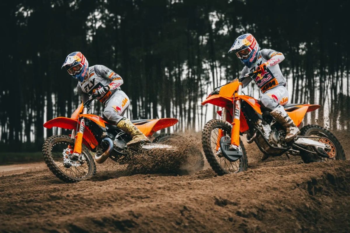2027 KTM SX motocross 2