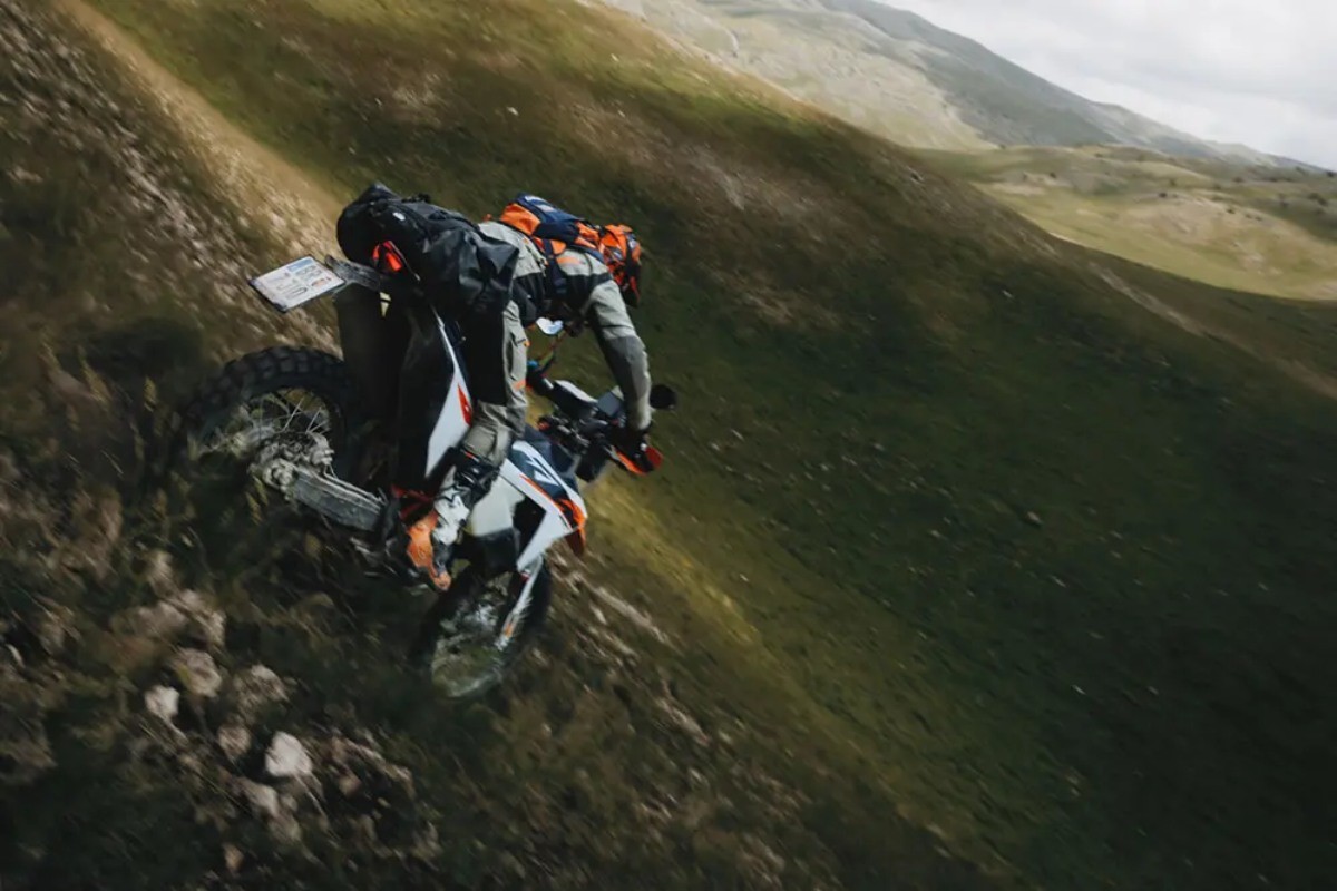 ktm 690 rally 4