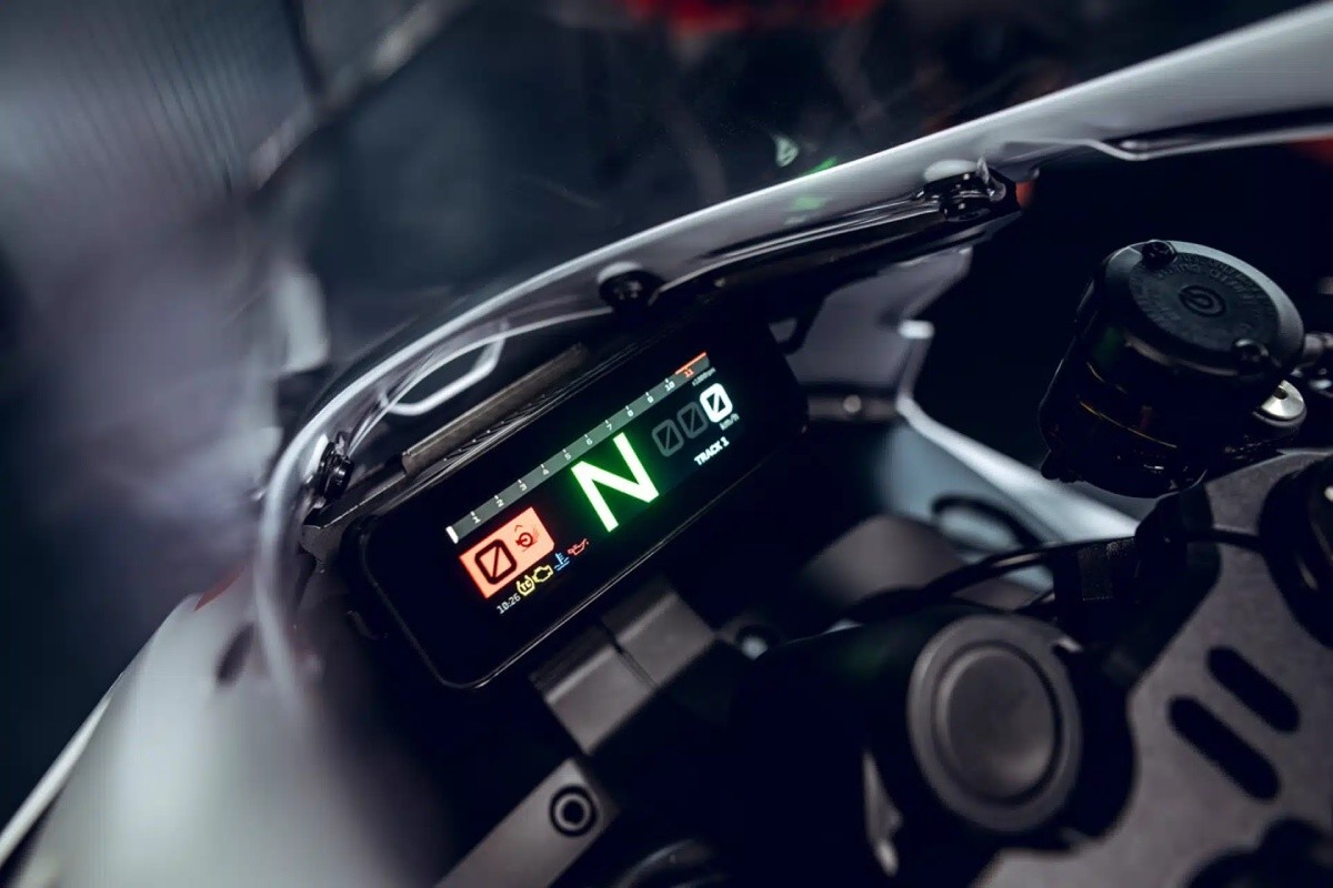 2026 KTM 990 RC R TRACK 5