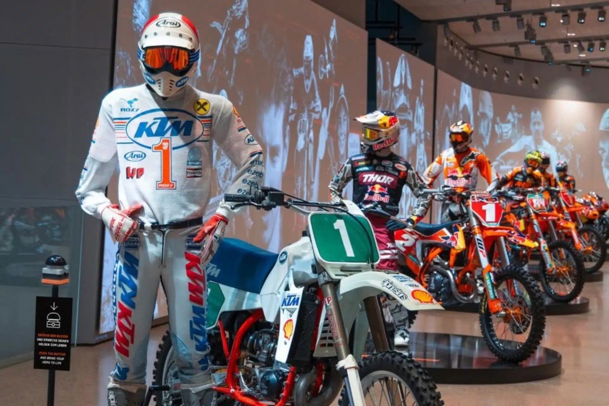 ktm prestamo bajaj 2026 2