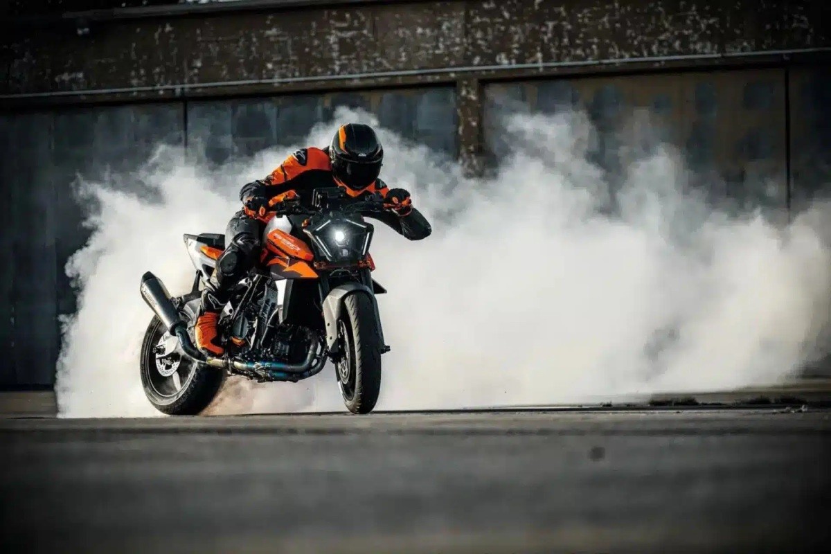 Fotos KTM sigue con su estrategia y se lleva al cerebro técnico de BMW Motorrad para liderar su nueva etapa