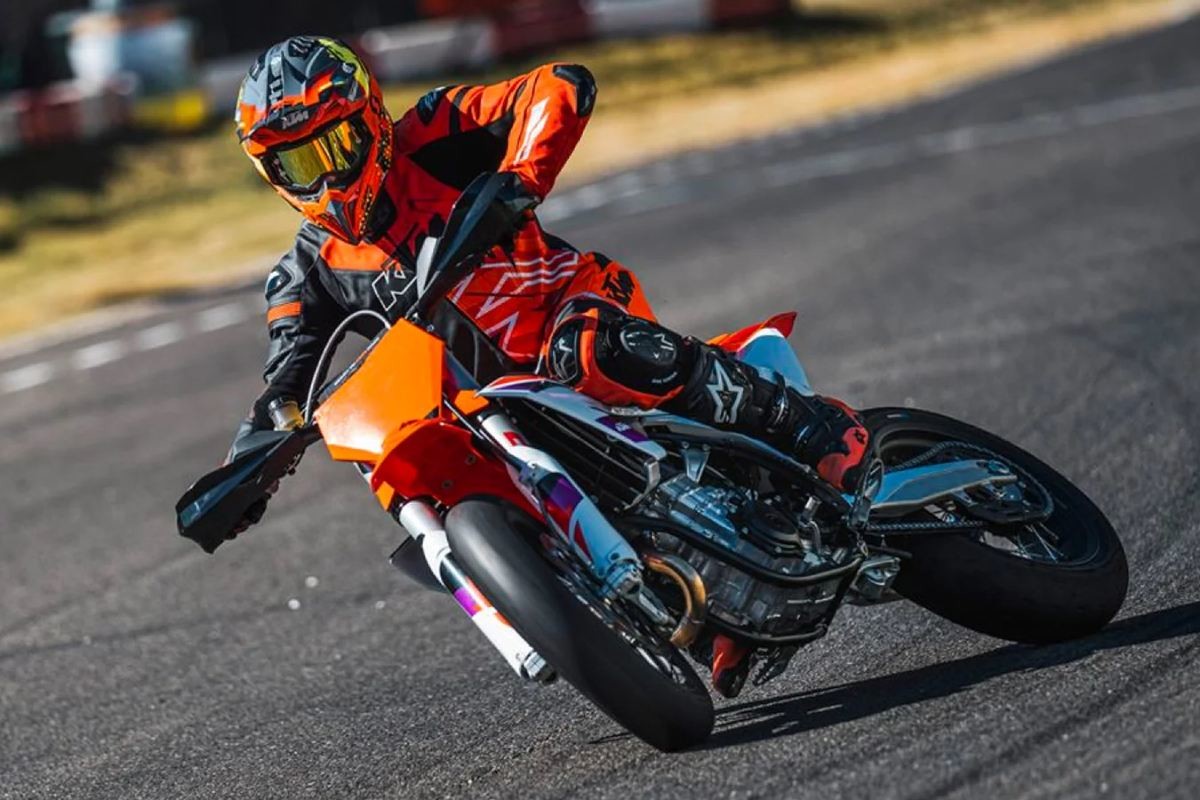 ktm reinicia operaciones planta 1