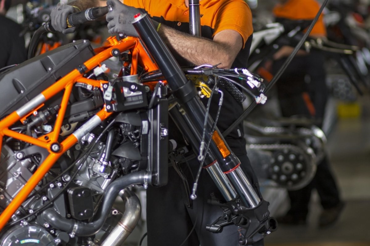 Fotos Tras las dificultades financiera, KTM confirmó que reinició la producción de motos en su planta de Mattighofen