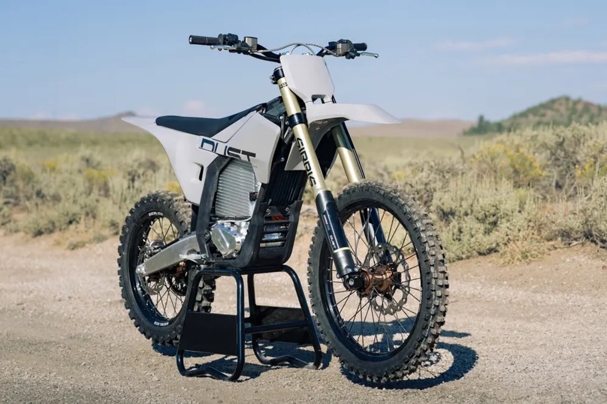 dust moto 2