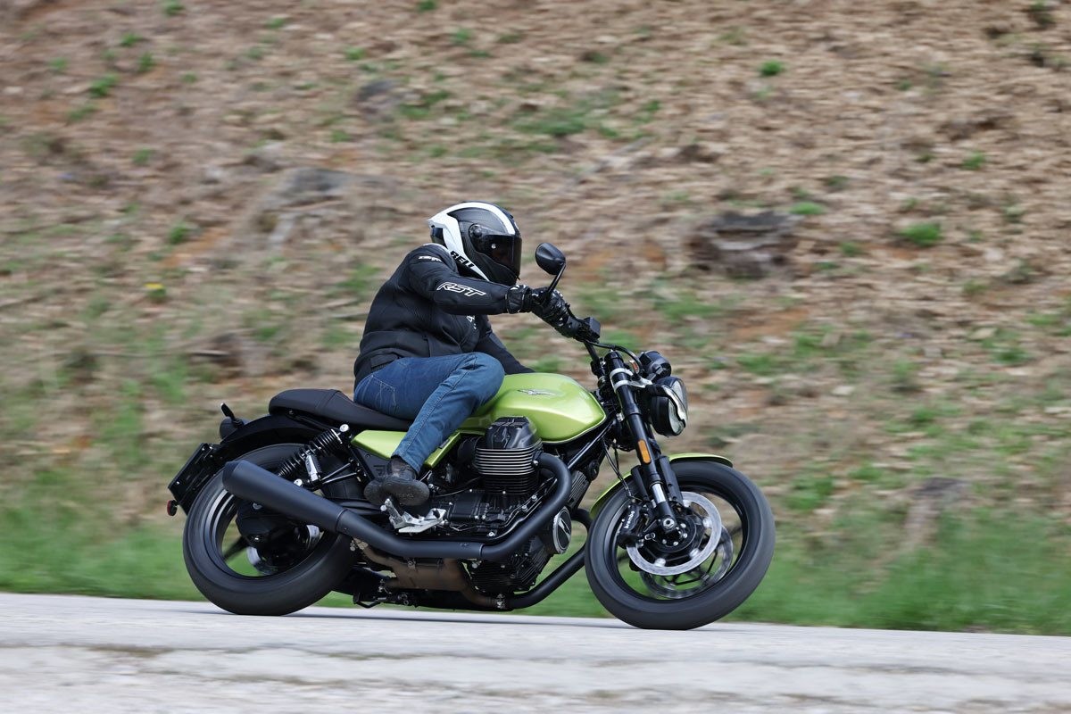 04 prueba moto guzzi v7 sport 2025
