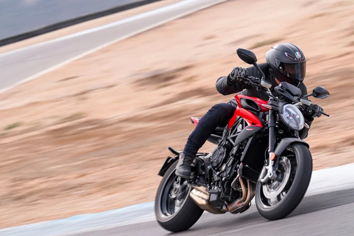 mv Agusta brutale enduro 2026 3