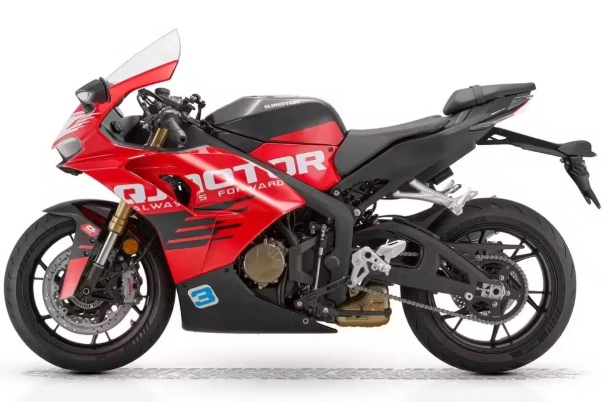 QJMotor SRK 800 RC 2027 4