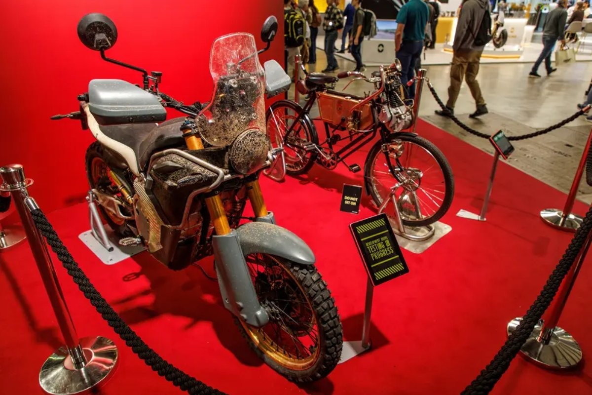 himalayan 750 prototipo 3