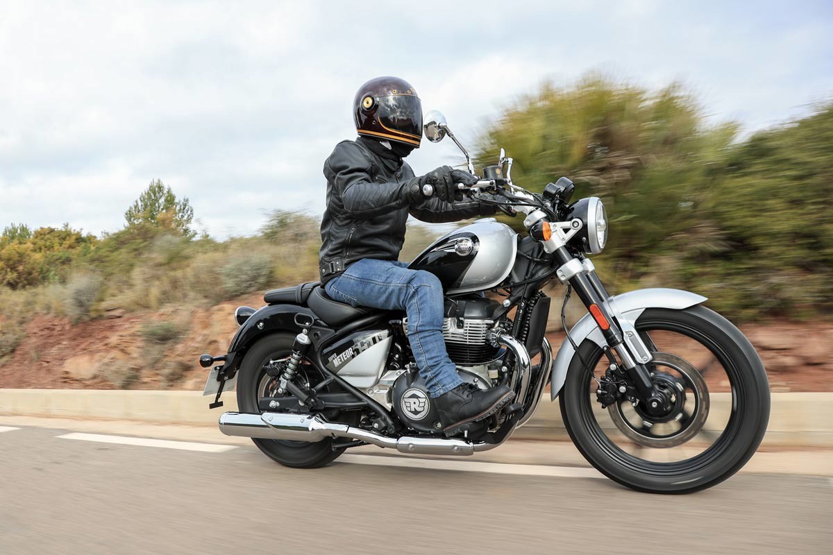 prueba royal enfield super meteor 650 valencia texto 3