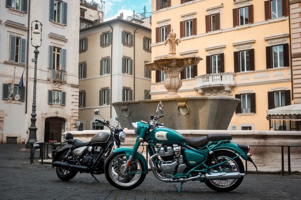 Fotos Royal Enfield se luce con un desfile en el Maratón de Roma