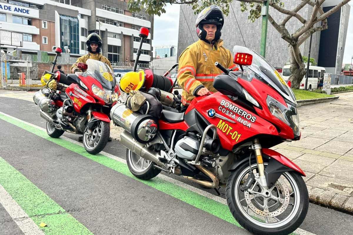moto bomberos 1