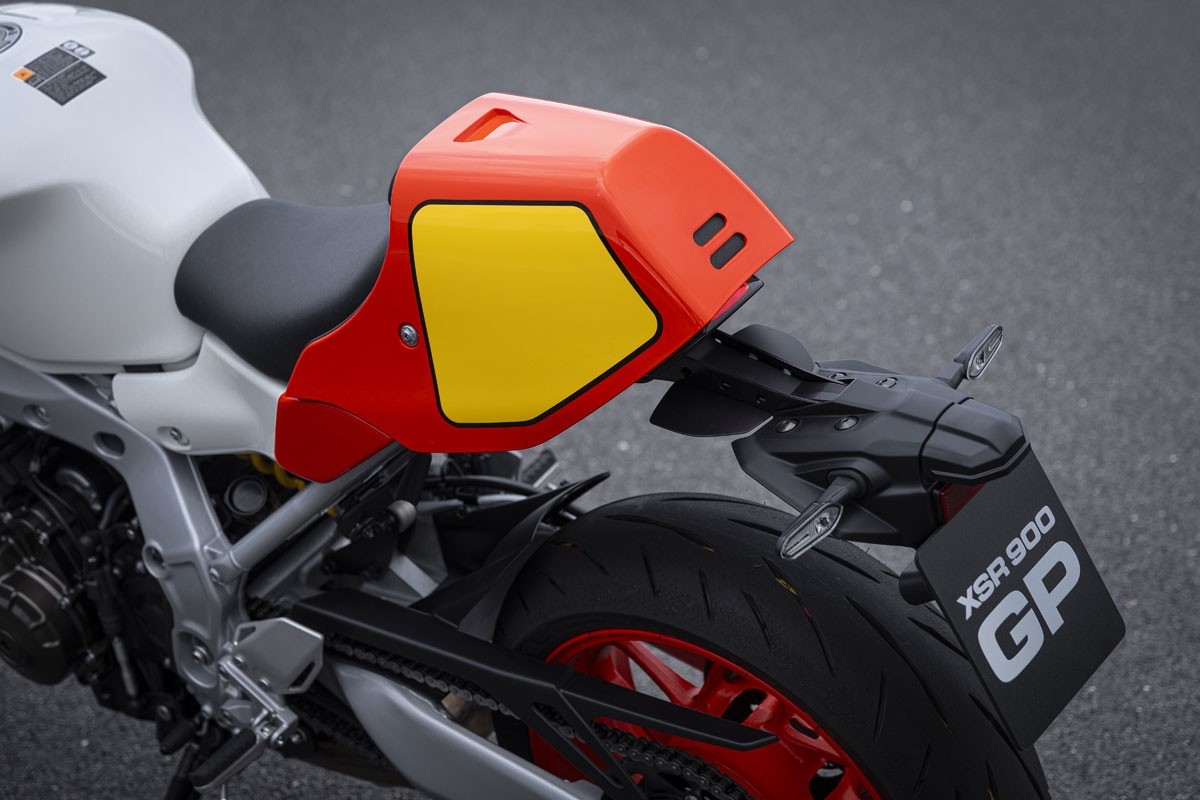 prueba yamaha xsr900 gp accion 8