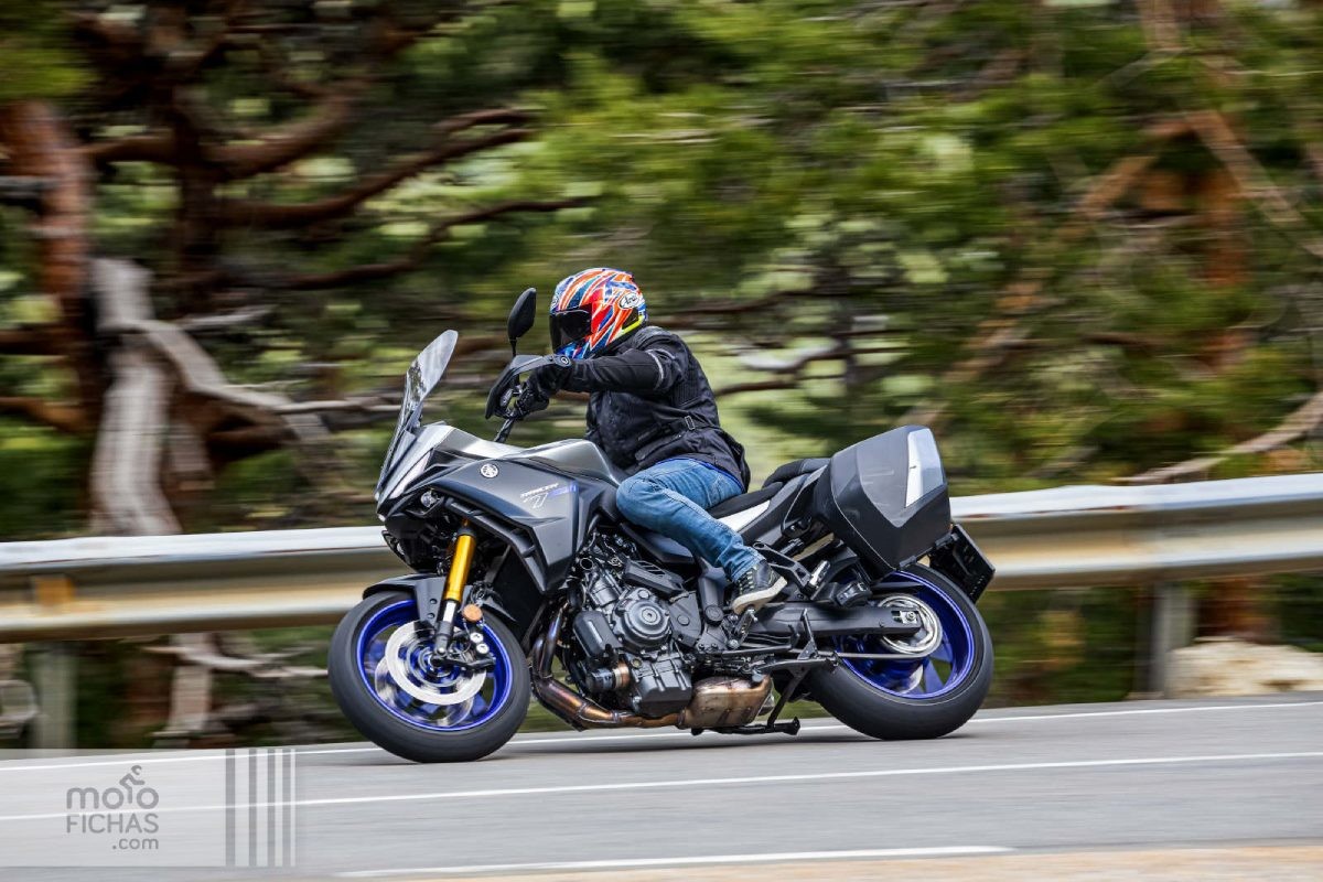 prueba yamaha tracer 7 gt 14