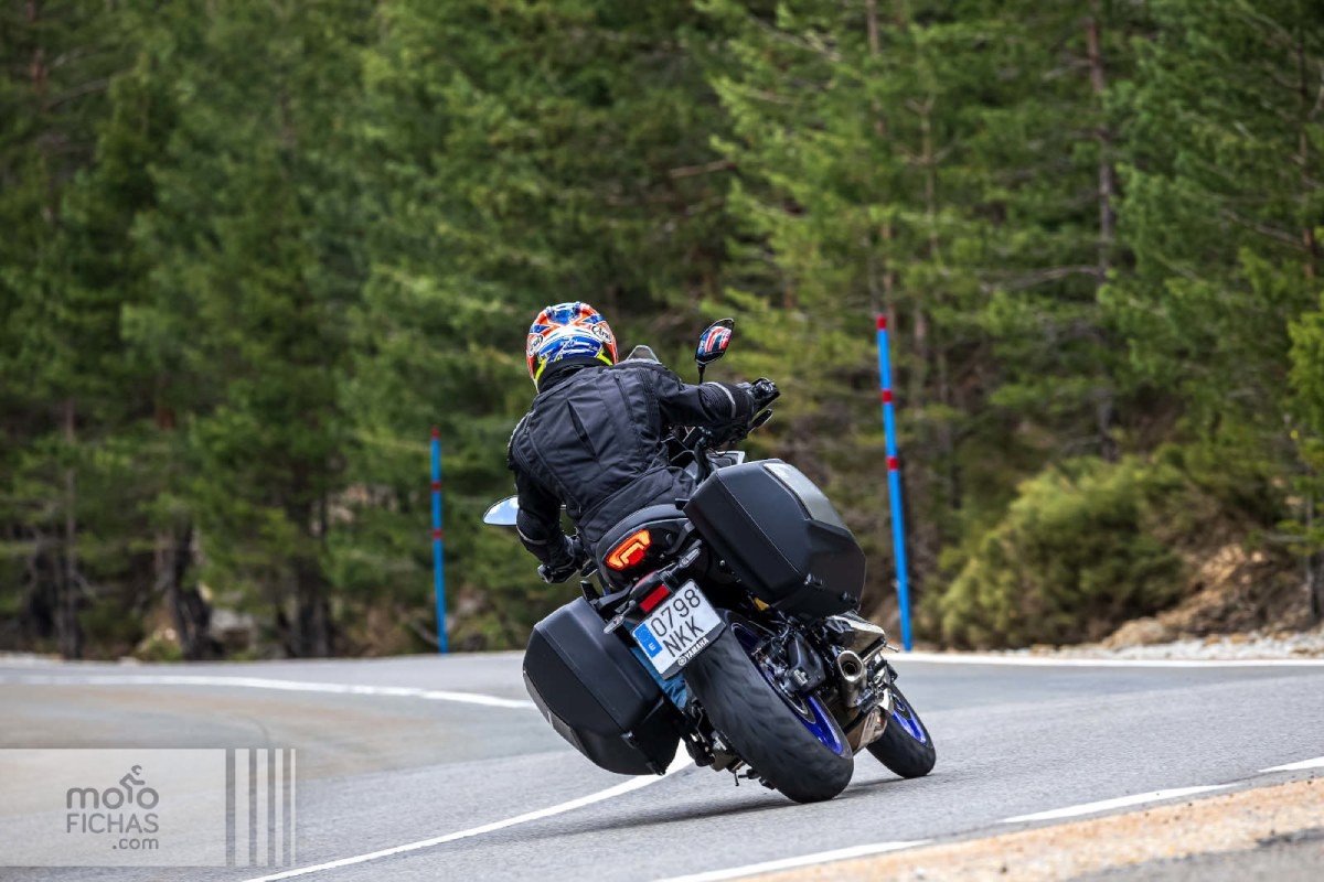 prueba yamaha tracer 7 gt 6