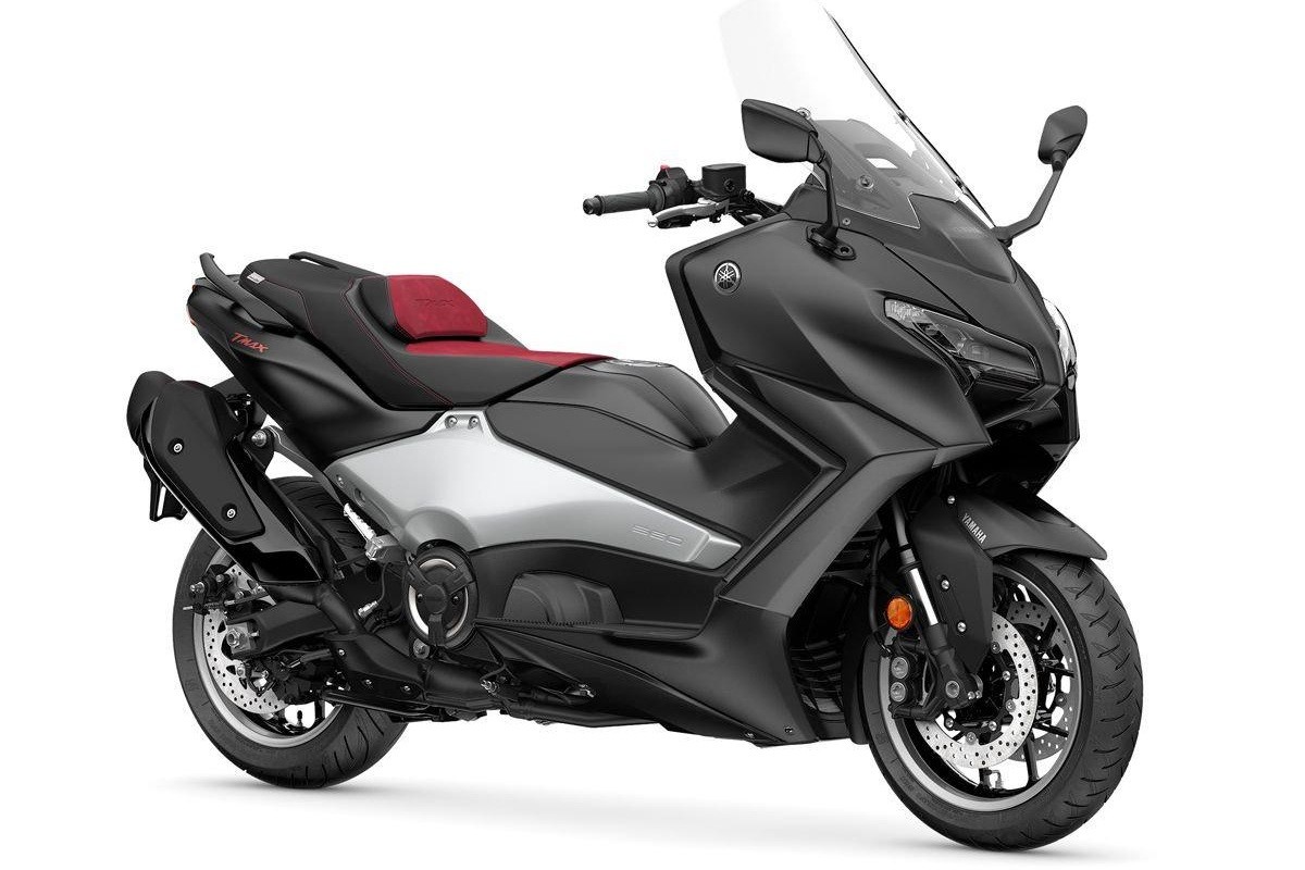 Fotos Yamaha celebra un cuarto de siglo de su TMAX con el lanzamiento de una edición especial