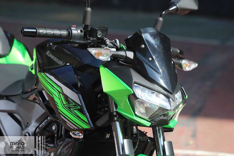 prueba kawasaki z400 2019 texto 5